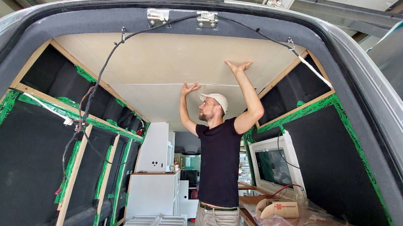 Dachhimmel Schwarz Färben beim Sprinter [DIY] [Camper] [Vanlife] [Van] 