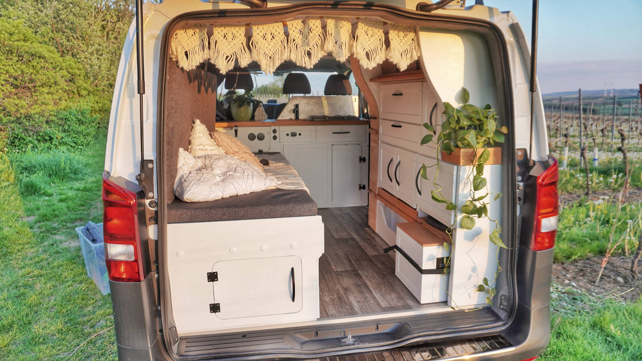 Vito Camper Van