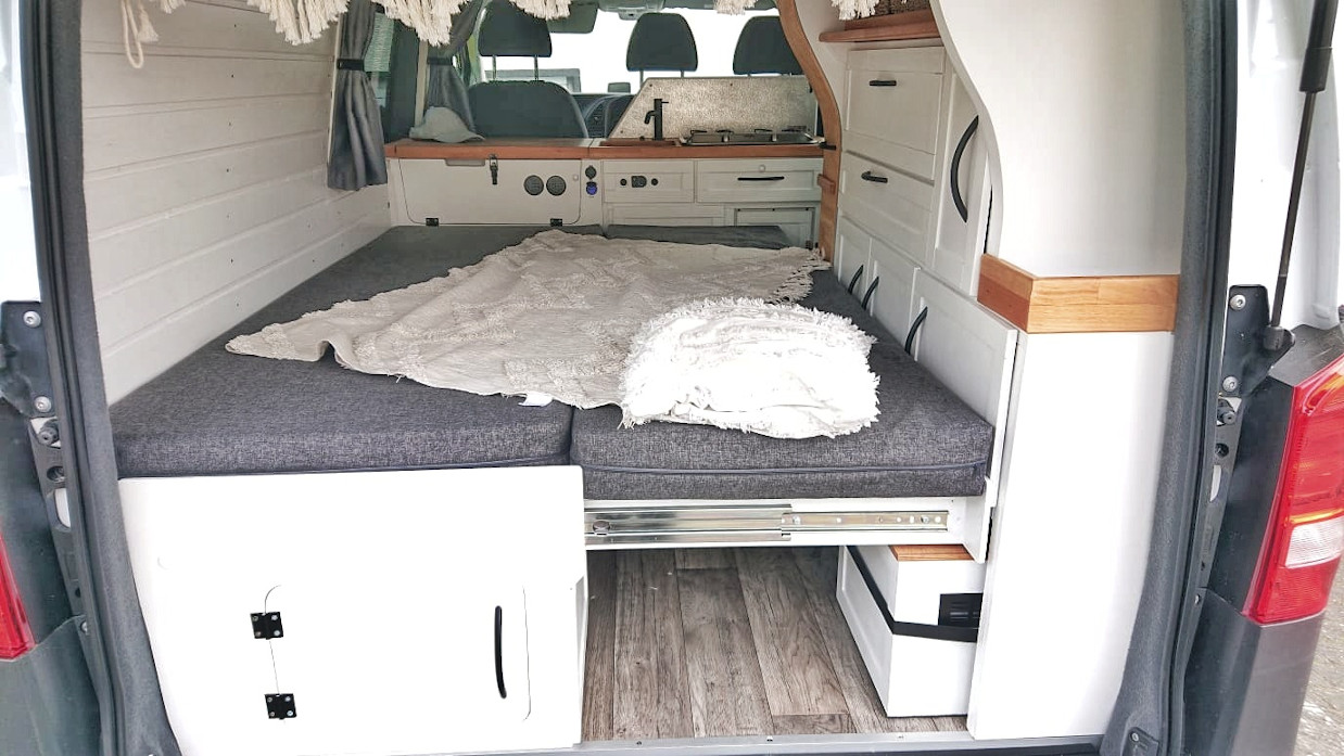 ausziehbares Bett Vito Camper